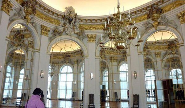 Роскошный дворец Шарлоттенбург в Берлине.Дворец Шарлоттенбург считается одним из величайших ... - 9