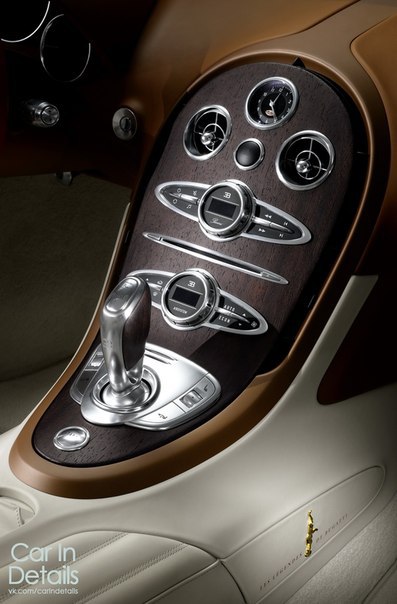 Bugatti Veyron Grand Sport Roadster - 8