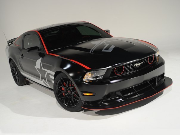 Ford Mustang  Roush SR-71 