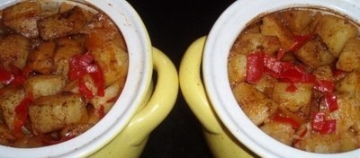 Азу в горшочке. Картофель (среднего размера) — 8 штук Мясо (свиная вырезка) — 400 грамм Огурец ... - 5
