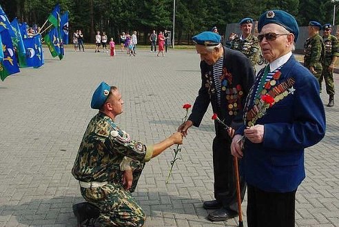 Дорогие наши ветераны, Вы для нас пример на все года. Не смотря на возраст и на раны, В вас душа ...