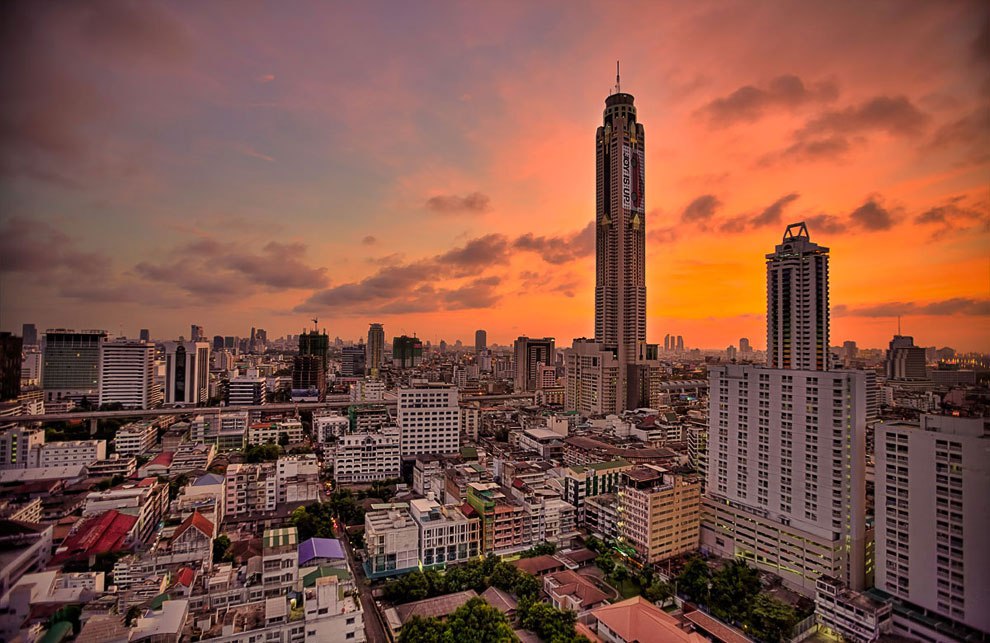 Baiyoke Sky Hotel,  88 .      77- . ,  ... - 4