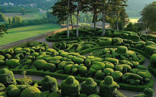   Marqueyssac.  Vzac, 