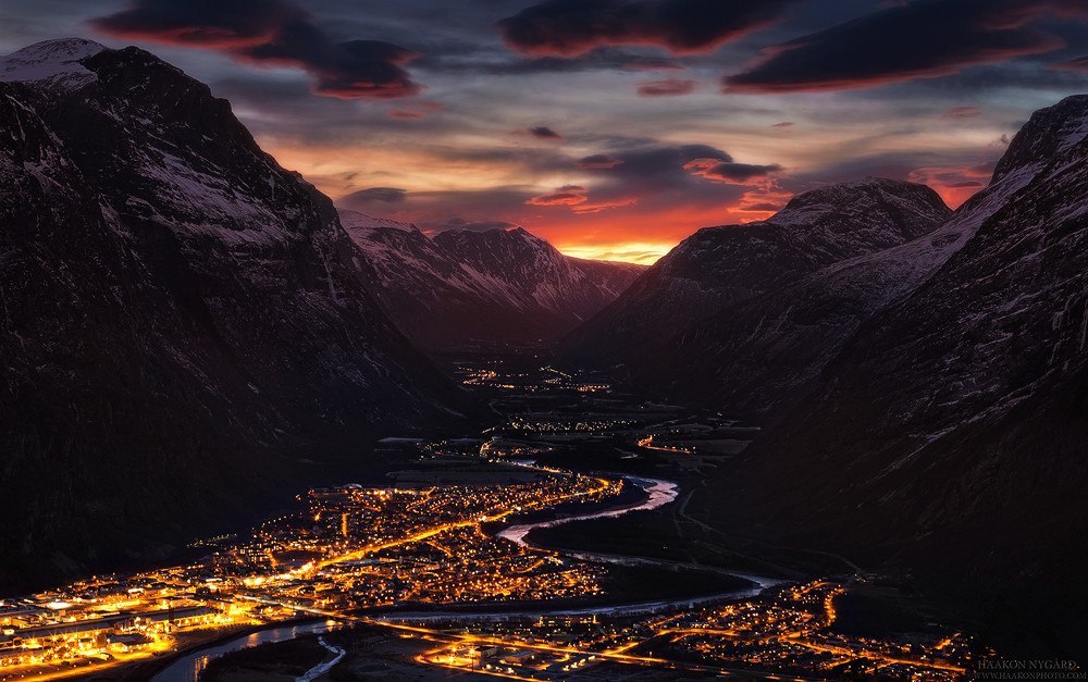 Sunndalsra, Norway.  : <a href=