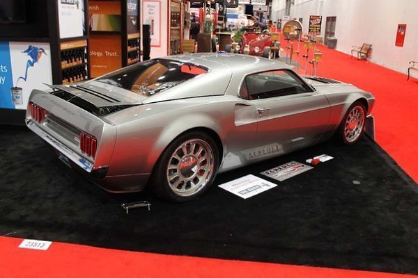 Mustang Mach 1 и GT40 два очень разных и очень быстрых Форда. Они оба легендарные по-своему, по ... - 5
