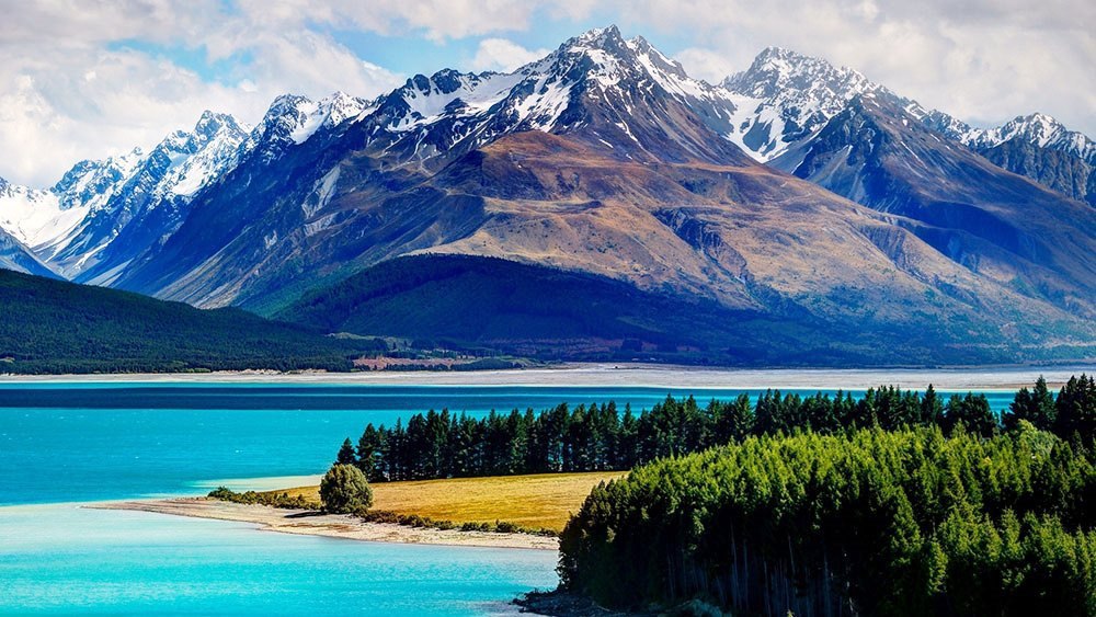        (Lake Tekapo).    (Lake ...