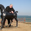 �������