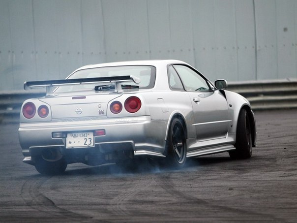 Nismo Nissan Skyline GT-R Z-Tune (BNR34) - 2