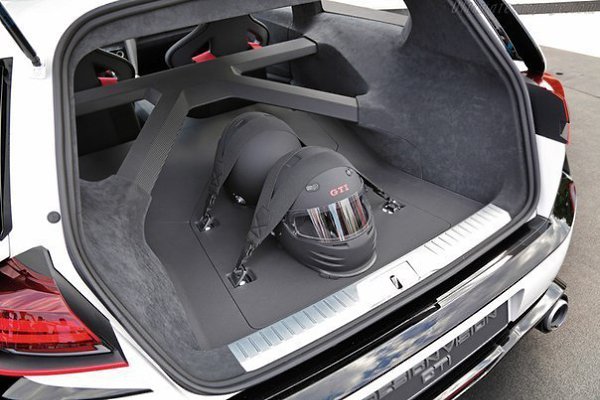 Volkswagen Design Vision GTI. Объем: 3000 см Мощность: 496 л.с. Крутящий момент: 560 Нм Привод: ... - 8