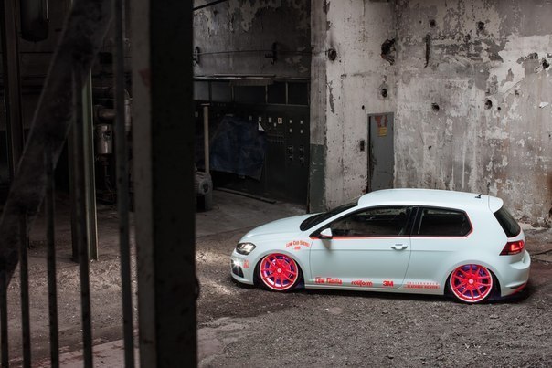 Volkswagen Golf ( VII ) Light Tron by Low Car Scene - 6