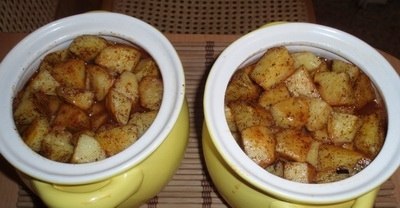 Азу в горшочке. Картофель (среднего размера) — 8 штук Мясо (свиная вырезка) — 400 грамм Огурец ... - 4
