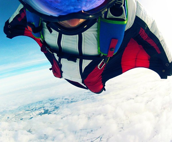 Wingsuit () -        . - 4