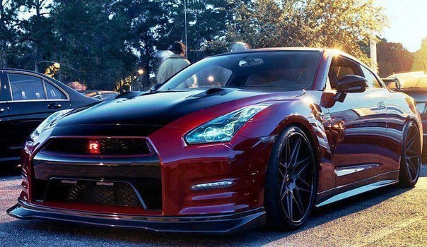 Nissan GT-R