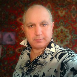 ����� ����