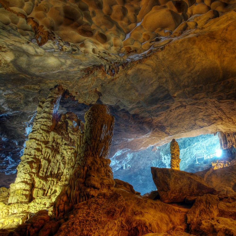     (Reed Flute Cave).     ... - 6