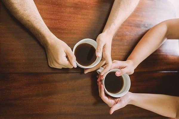 А человеку нужен крепкий чай….А не меха, какие подороже.И просто слышать: — Как же я скучал!И ...