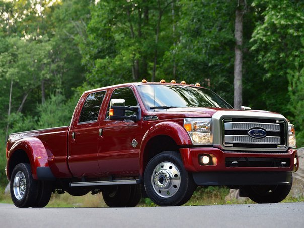 Ford F-450 Super Duty Platinum Crew Cab - 3