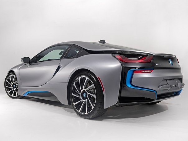 BMW i8 