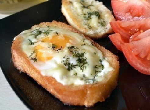 Необычный вкусный бутерброд. Ингредиенты: тоненькие кусочки ветчины или копченое мясо 8 кусочков ...