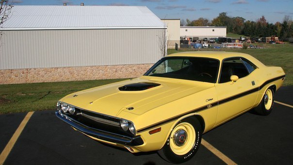 Dodge Challenger