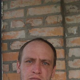 Евгений, 44, Токмак