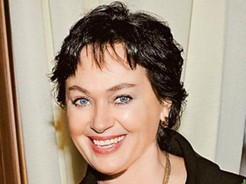Здравствуйте, мои дорогие читательницы! Все уже успели заметить, что я очень похудела, и меня просто ...