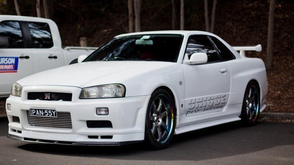 Nissan Skyline R34 GT-R