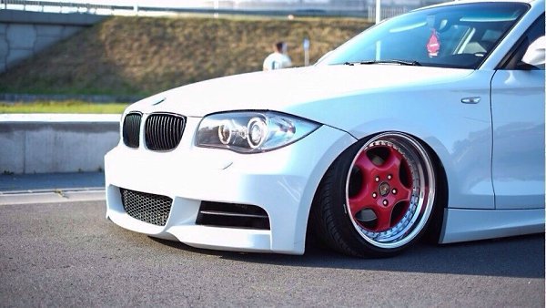 BMW 1. White   - 2