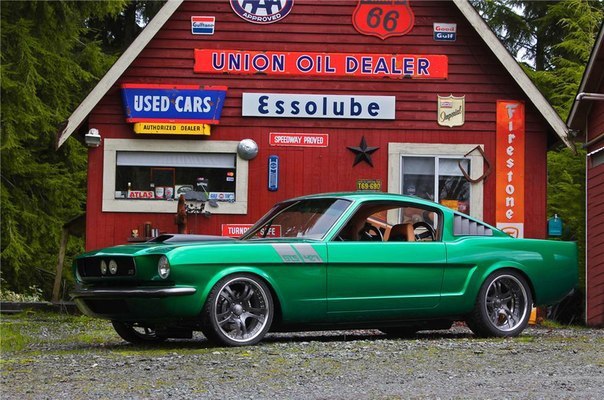 1965 Ford Mustang Custom - 2