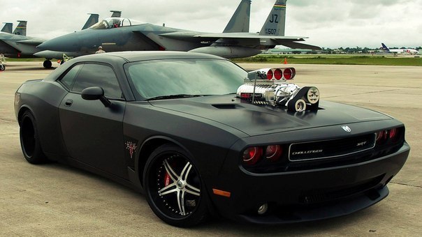 Dodge Challenger SRT