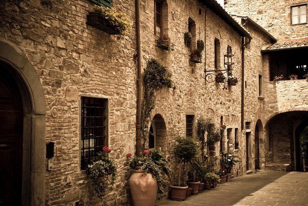 Подписывайтесь на нас: <a href=