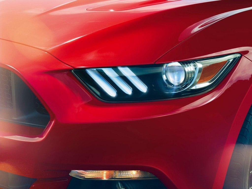 Ford Mustang GT 2015. #@yakor.blog - 2