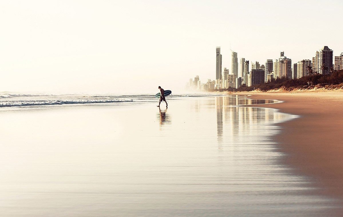 Giants island. Австралия. Городские австралийские пейзажи с человеком. Путешествие по Австралии.