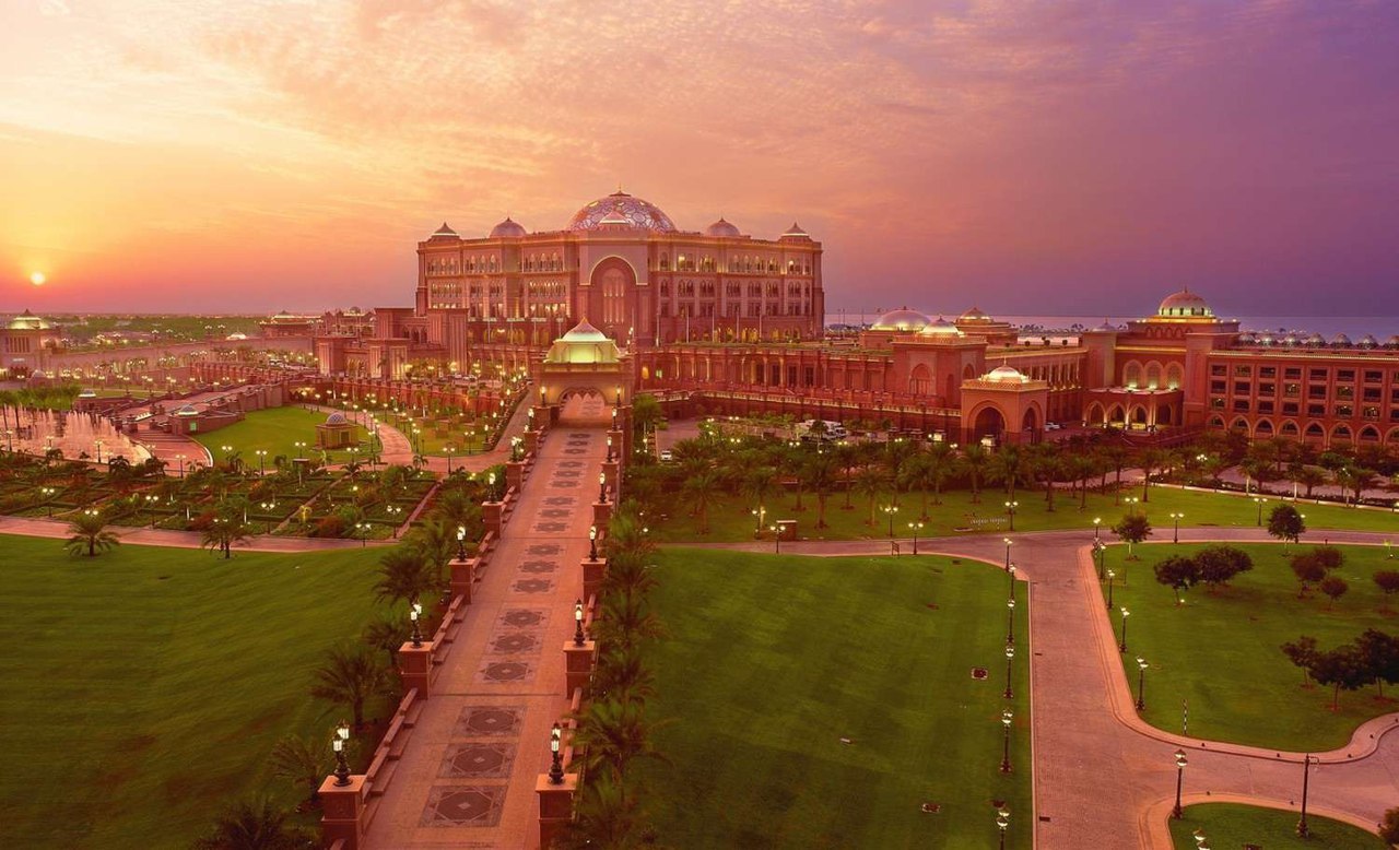 emirates palace в абу даби