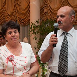 Tudor, �������, 74 ����