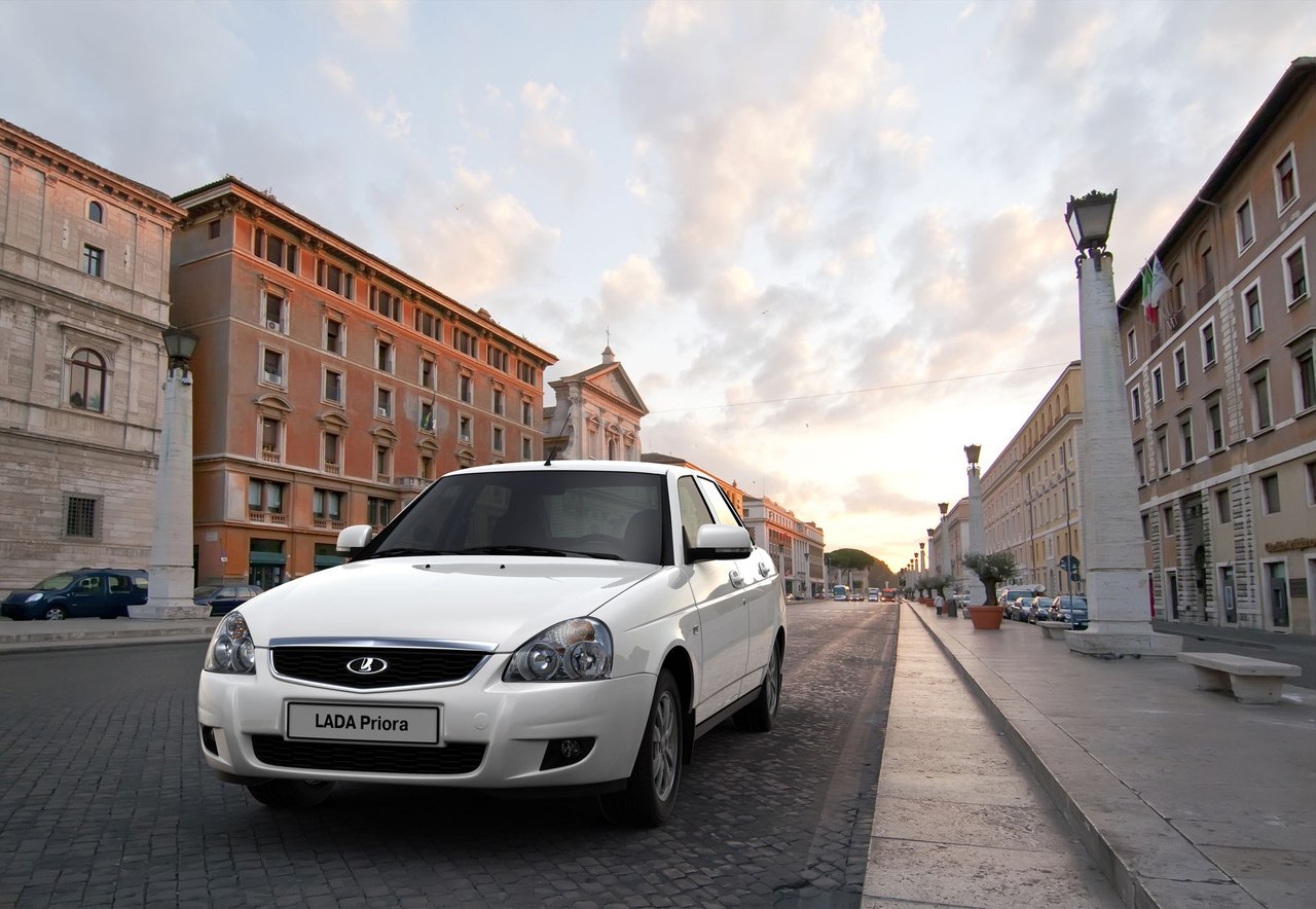   2014-   ,    Lada Priora   ...