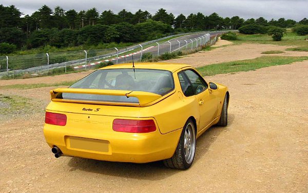 Porsche 968 Turbo S