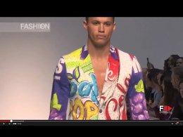 "MOSCHINO" Full Show Menswear Spring Summer 2015 by Fashion Channel