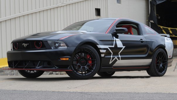 Ford Mustang  Roush SR-71 