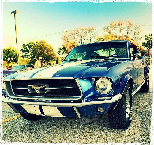 Ford Mustang Fastback - 2