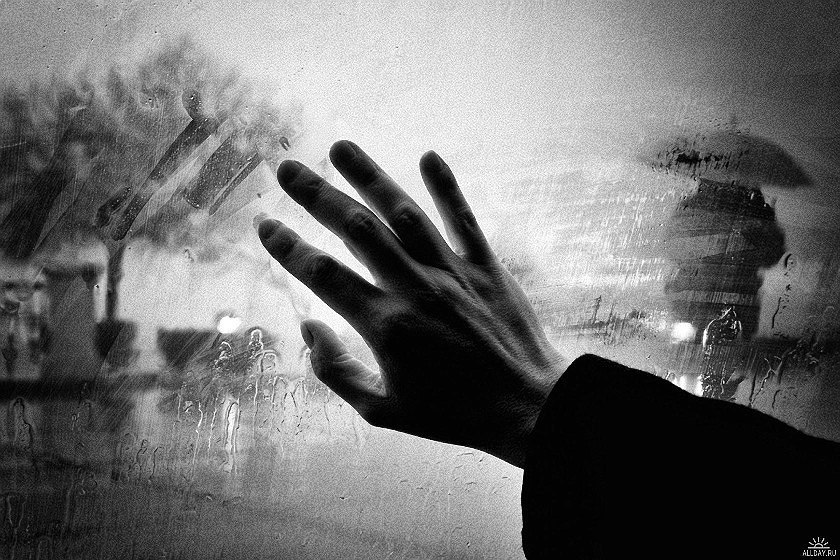 Мне нужен дождь, чтоб смыть печаль, Лечить израненную душу, Осенних листьев шорох слушать, Молитву ...