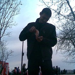 Denis, �������, 42 ����