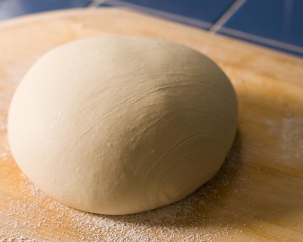 Рецепты самого вкусного теста. Обязательно поделитесь с друзьями! 1. Кефирное тесто с сыром ...
