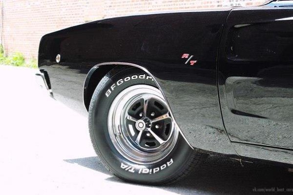 1968 Dodge Charger R/T - 4
