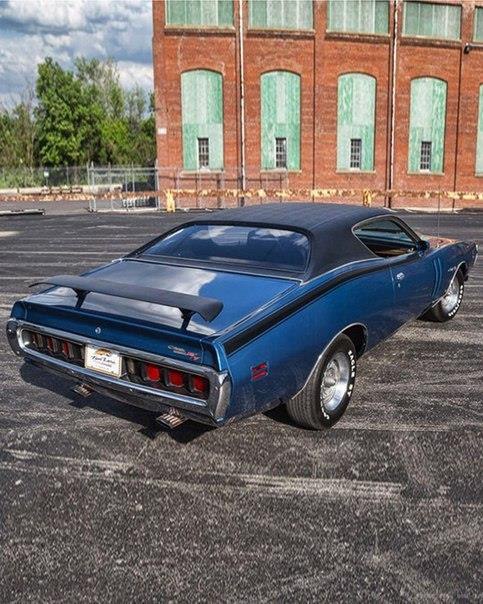 1971 Dodge Charger R/T - 6