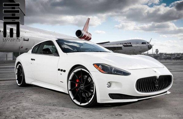 Maserati GranTurismo with Vossen Wheels.