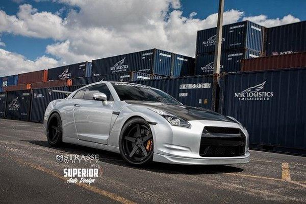 1000-сильный Nissan GT-R в тюнинге Superior Auto Design.Казалось бы, динамика Nissan GT-R является ... - 2