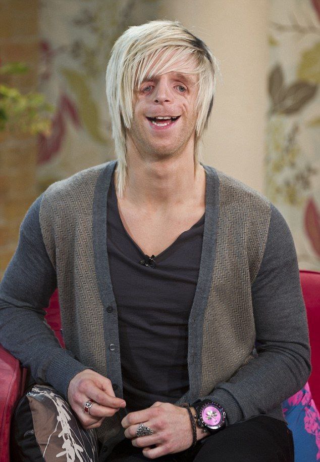    .    (Jono Lancaster)    ... - 8