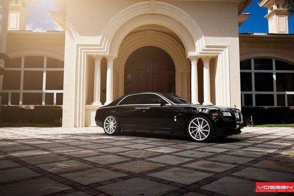 Rolls-Royce Ghost - 4