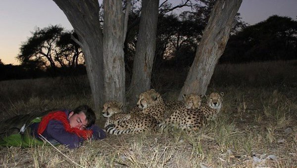 Подписывайтесь на нас: http://fotostrana.ru/public/233467 ;-) Какой же сюрприз его будет ждать после ...